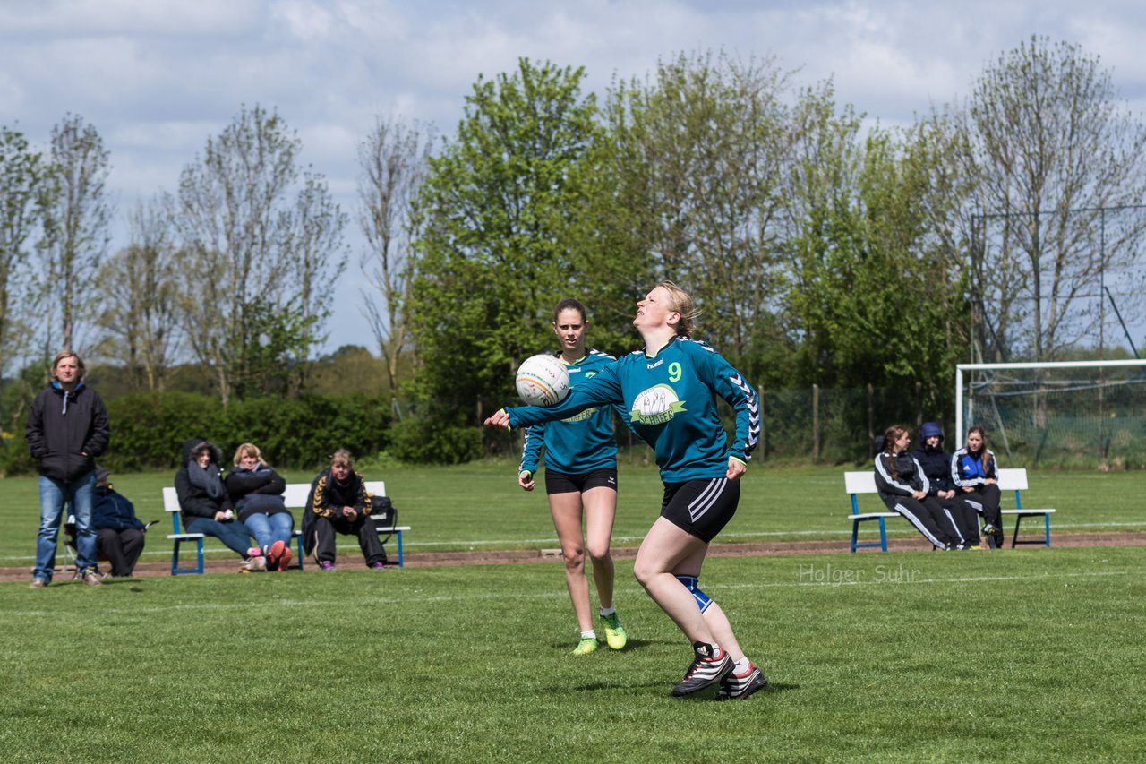 Bild 106 - Faustball Frauen Wiemersdorf